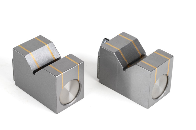 Magnetic V-Block Pair, 70x40x50mm, 50mm Ø Workpiece Capacity, 90