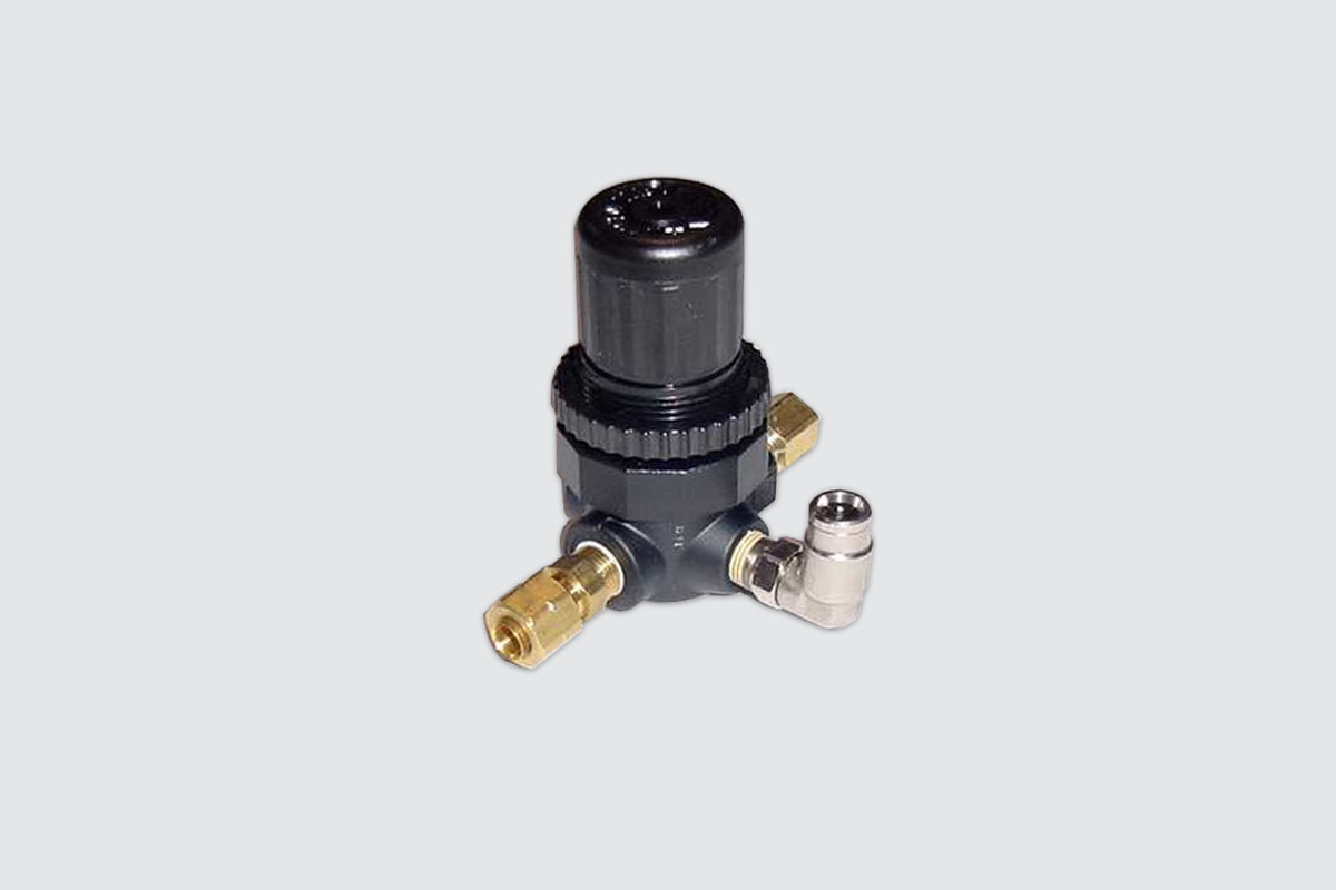 REGULATOR, PRECHARGE 0-10PSI 1/4 PUSH-IN ELBOW | Haas Tooling